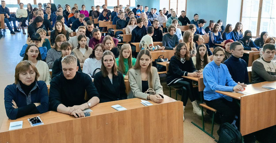 В Чите проходит цикл лекций, посвящённых 80-летию снятия блокады Ленинграда