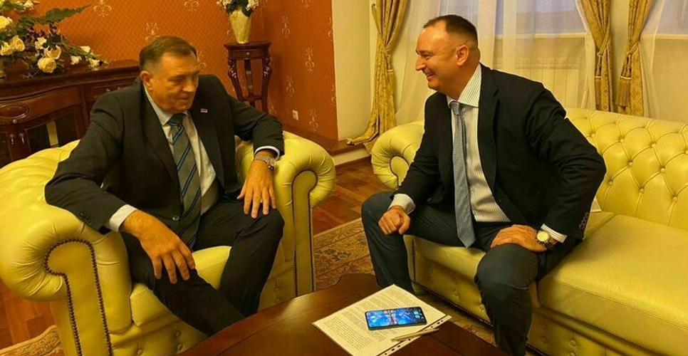 Президент Республики Сербской вручил награды членам Российского исторического общества