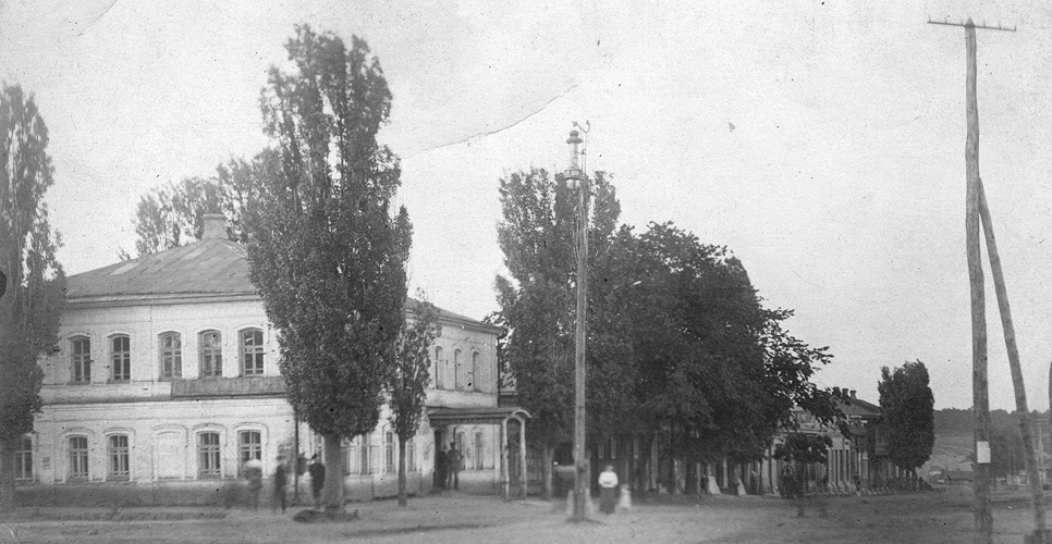 В архиве Курской области представили выставку в рамках проекта «Малые города Курского края»