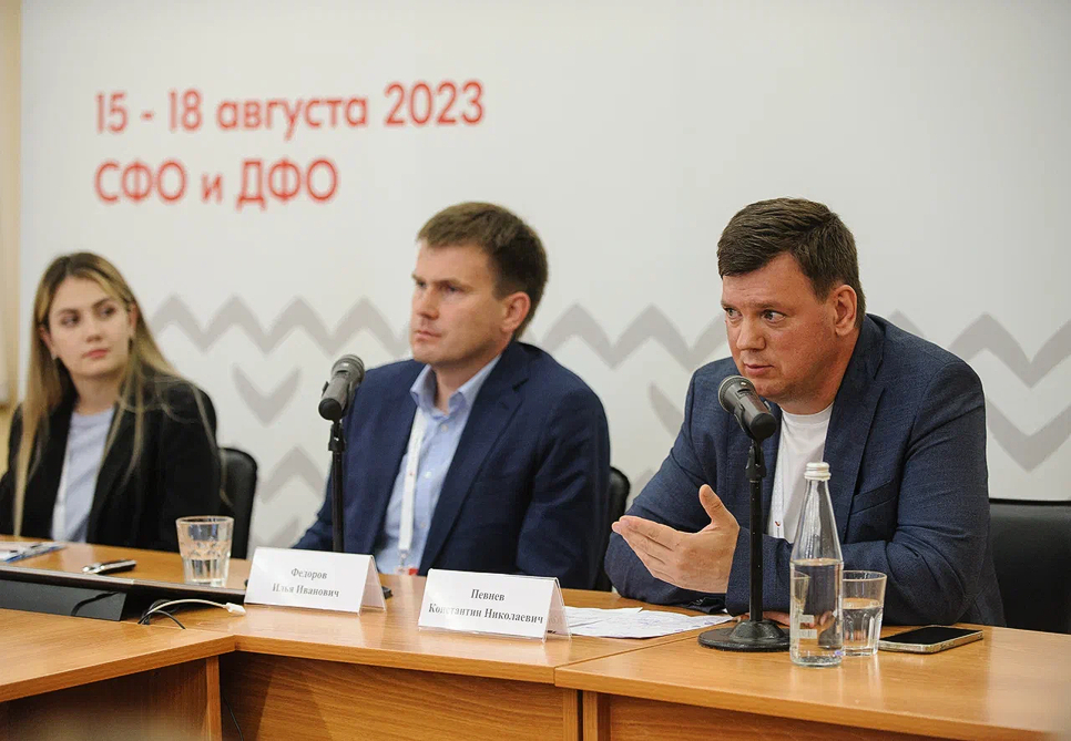 В Сибирском федеральном округе состоялся Окружной патриотический форум