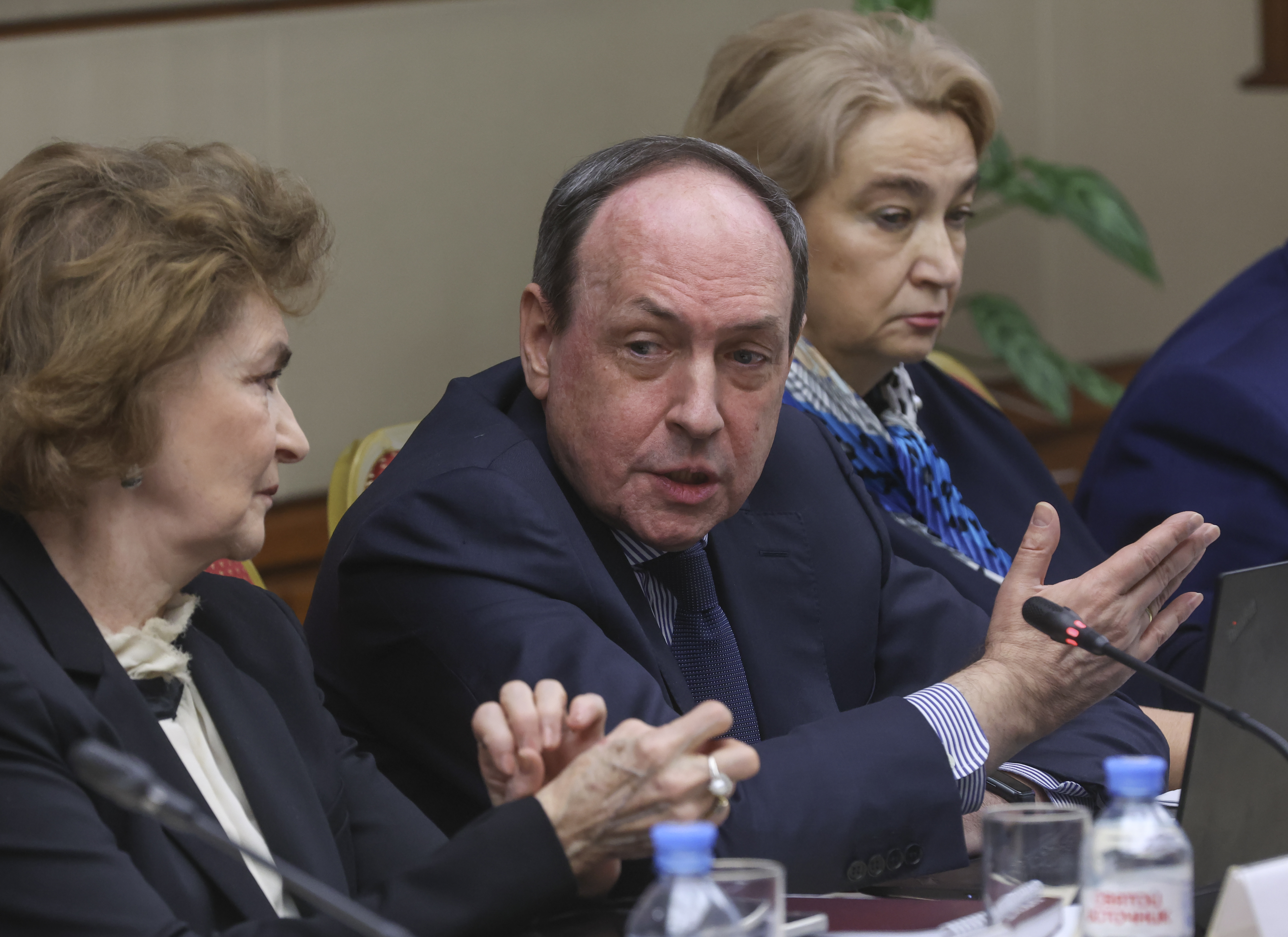 Сергей Нарышкин провёл круглый стол к 80-летию Крымской мирной конференции