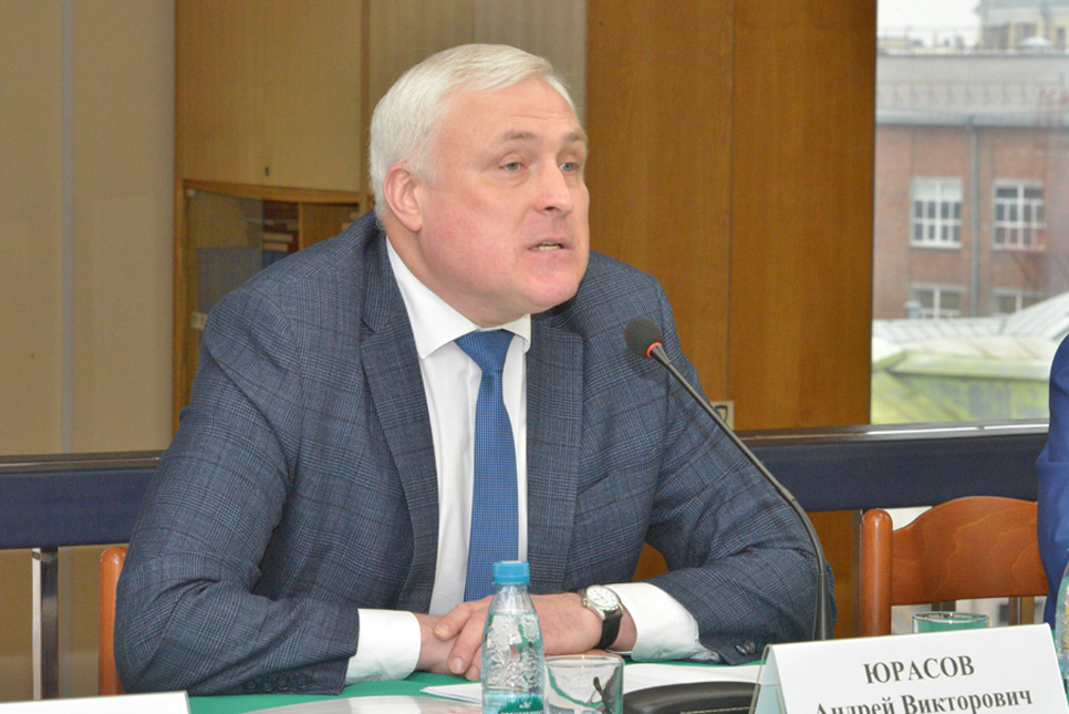 Вопросы функционирования архивов обсудили на круглом столе Комитета Совета Федерации