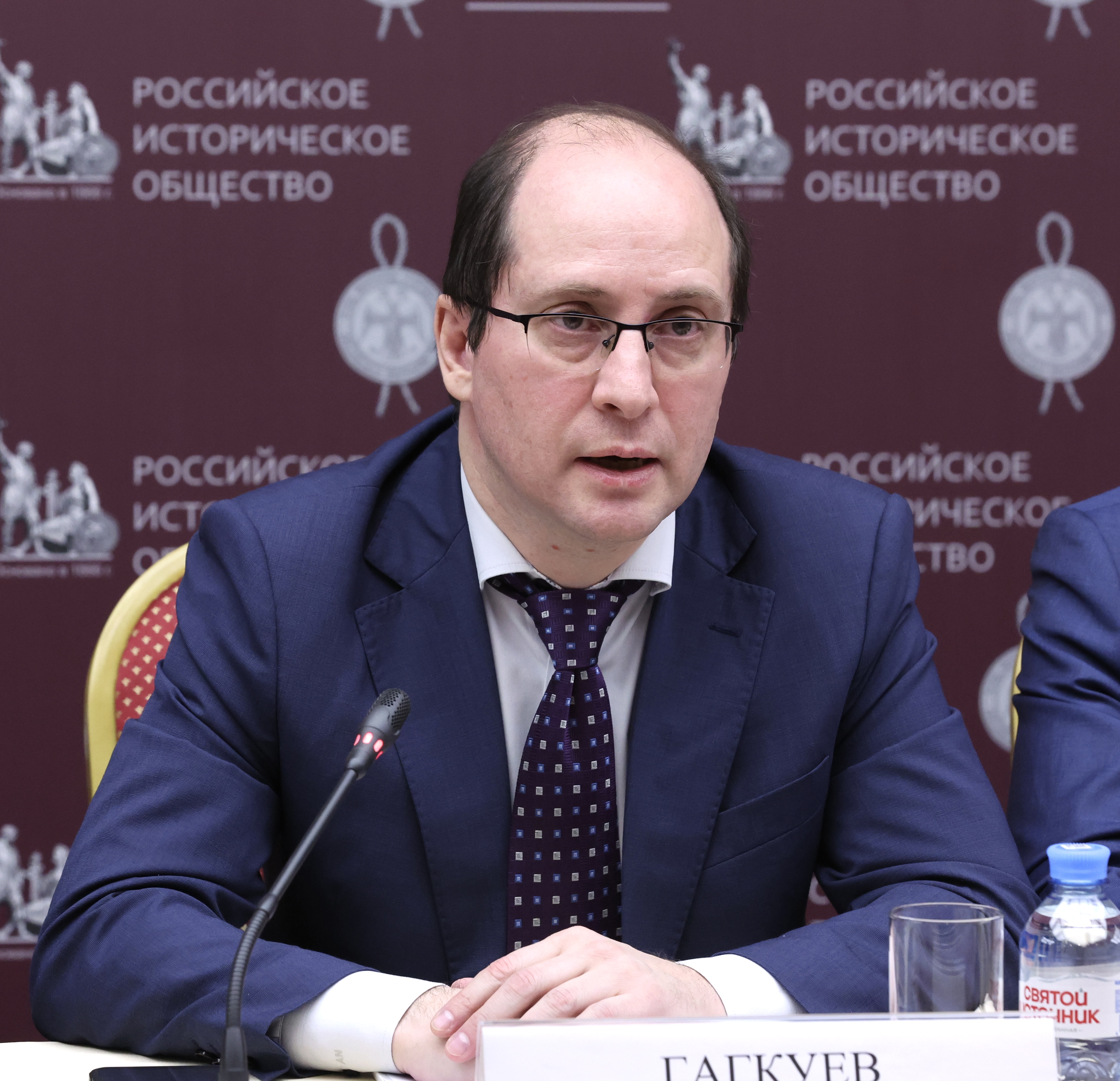 В Доме РИО обсудили литературу, посвящённую событиям специальной военной операции