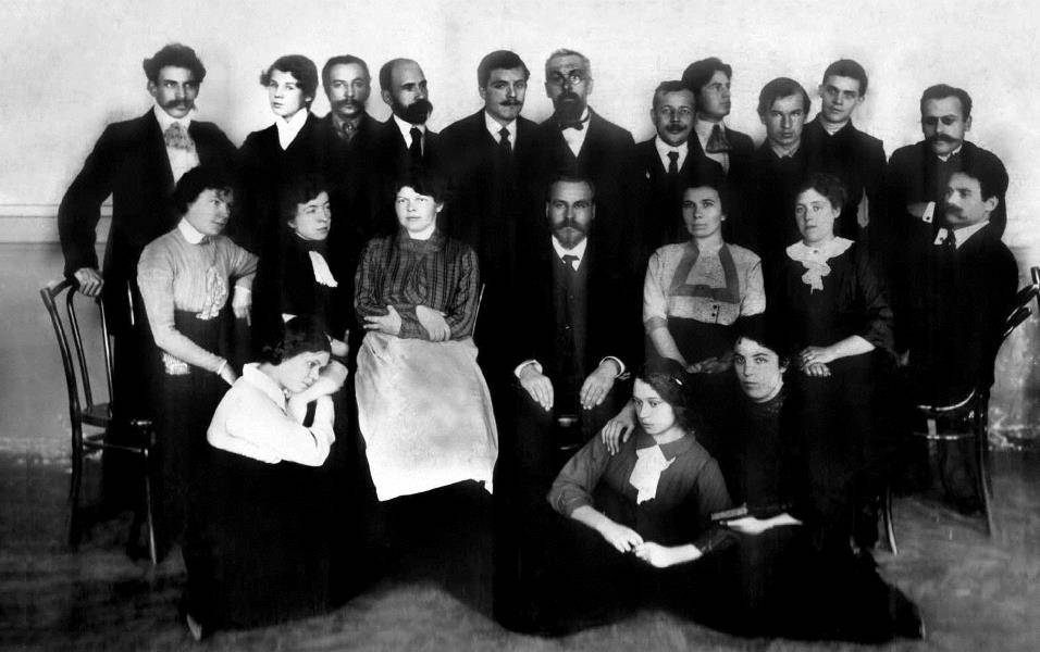 «Набор» и «Квадрат» Сергей Есенин в предреволюционной Москве. 1912–1914