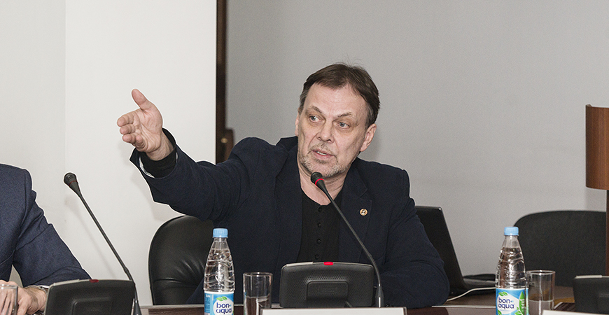 97865432-4.jpg
