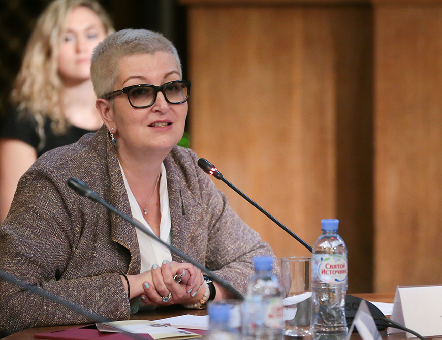 татьяна устинова на круглом столе &laquo;Революция и литература&raquo;