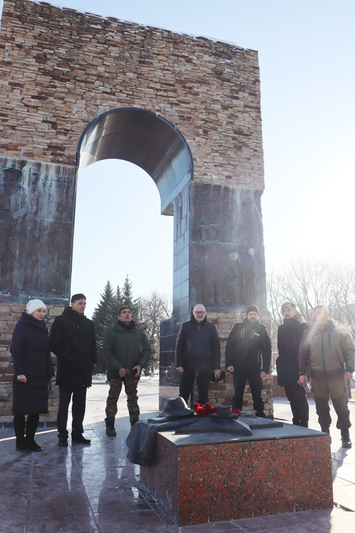 Участники автопробега «Владивосток — Луганск» сделали остановку в Пензе