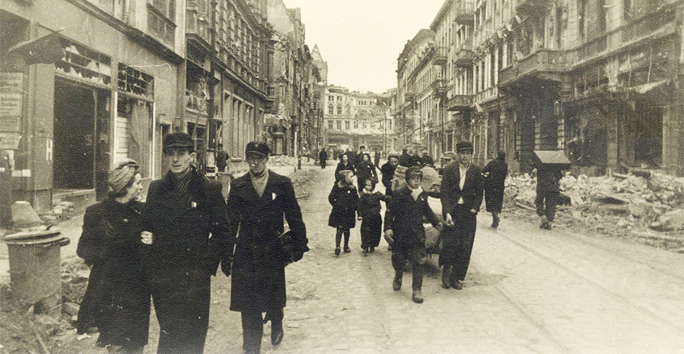 Novosti-img/berlin-1945-2015.jpg