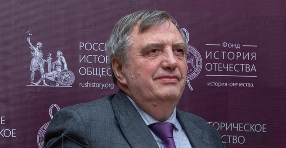 Виктор Николаевич Захаров