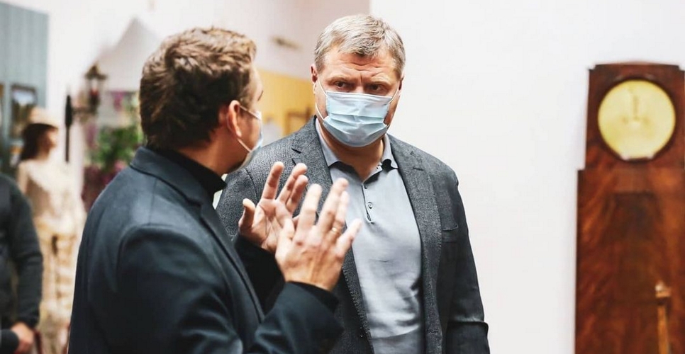 Игорь Бабушкин посетил выставку «Астраханские губернаторы: века и судьбы»