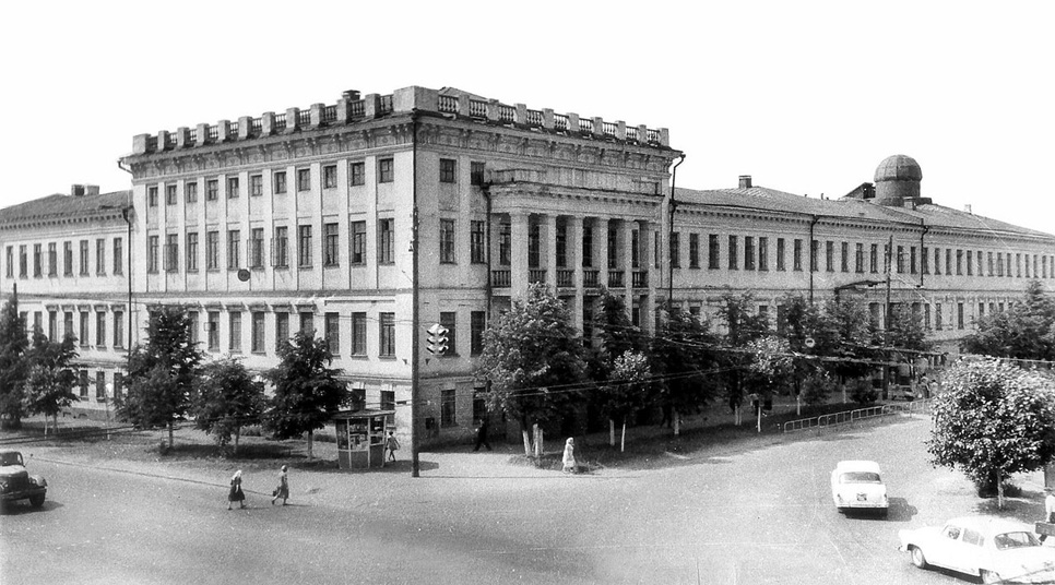 «История в зданиях». Отделение Российского исторического общества в Кировской области