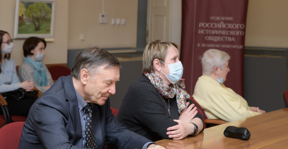 Презентация книги Олега Хархордина «Республика. Полная версия»