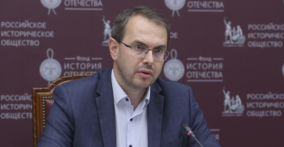 Константин Могилевский: «Пора покончить с профанацией преподавания истории»