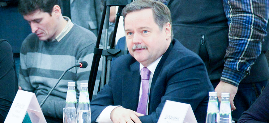 denisov574394.jpg