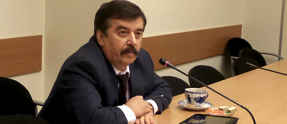 Председатель Правления РИО Сергей Шахрай рассказал Ленте.ру об истории урегулирования конфликтов на Северном Кавказе в 1990-х годах (ссылка). Публикуем это интервью без сокращений. Председатель Правления РИО Сергей Шахрай рассказал Ленте.ру об истории урегулирования конфликтов на Северном Кавказе в 1990-х годах (ссылка). Публикуем это интервью без сокращений.