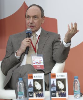 SHAR7913.jpg
